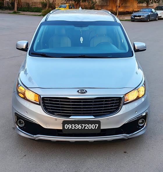 كيا سيدونا 2017 - صورة 5