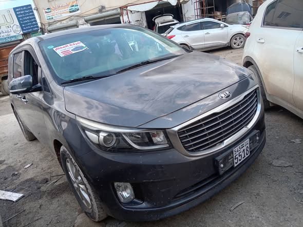 كيا كارنيفال 2015 - صورة 4