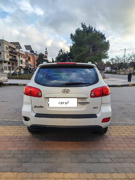 هونداي سنتافي 2008 - صورة 2