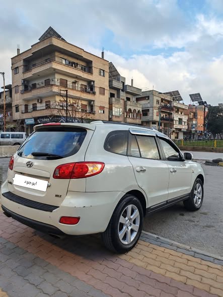 هونداي سنتافي 2008 - صورة 3