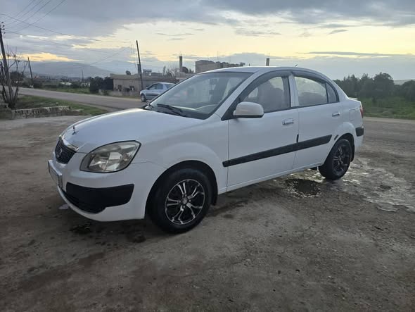 كيا ريو 2009 - صورة 2