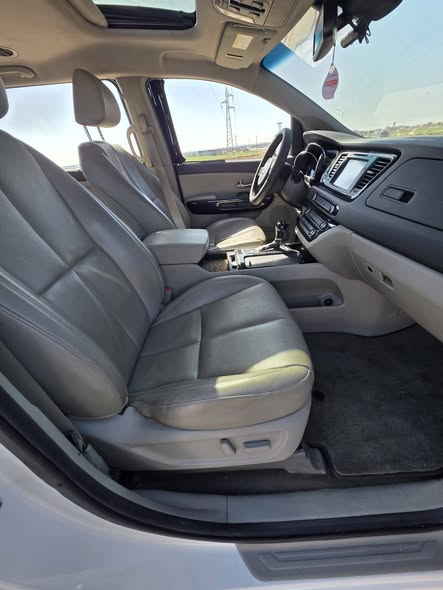 كيا كرنفال 2016 - صورة 3