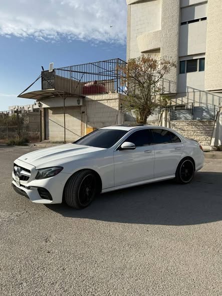 مرسيدس E300 2017 - صورة 4