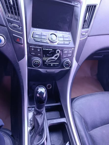 هيونداي سوناتا 2012 - صورة 3