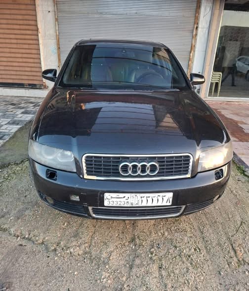 اودي اي 4 2001 - صورة 4