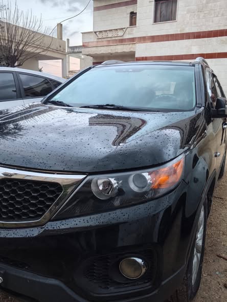 كيا سورينتو 2011 - صورة 4