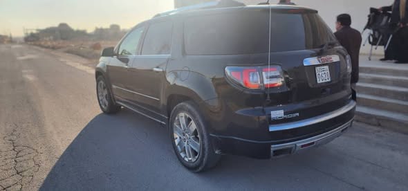 GMC أكـاديـا 2016 - صورة 3