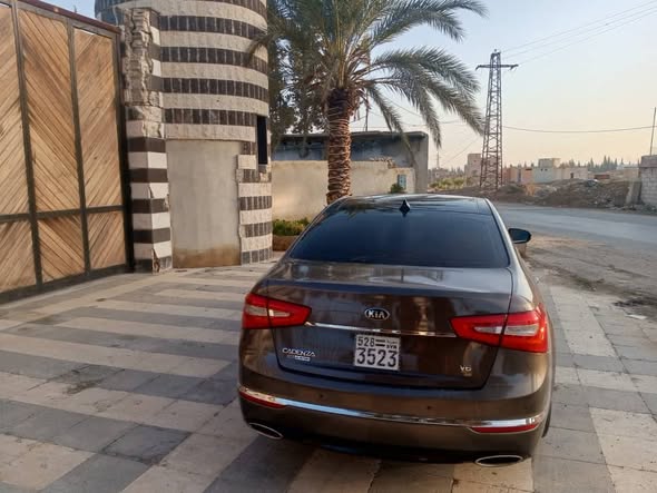 كيا كادنزا 2015 - صورة 4