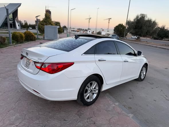 هيونداي سوناتا 2012 - صورة 3