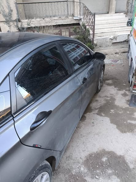 هيونداي سوناتا 2011 - صورة 2