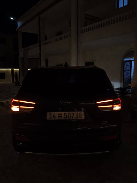 كيا سورينتو 2016 - صورة 2