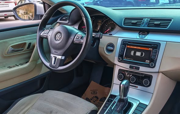 فولكسفاكن باسات سي سي 2014 - صورة 3