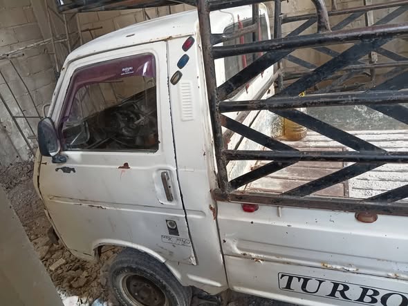 سوزوكي 77 1977 - صورة 2