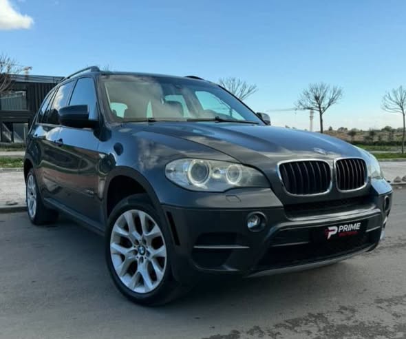 Bm x5 2012 - صورة 3