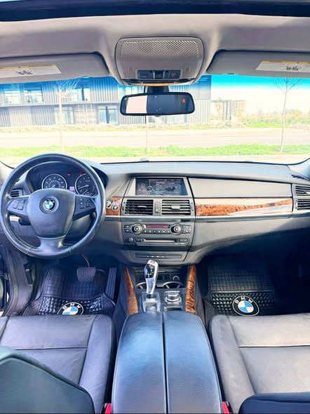 Bm x5 2012 - صورة 4