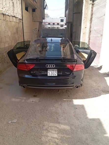 أودي A7 2013 - صورة 2