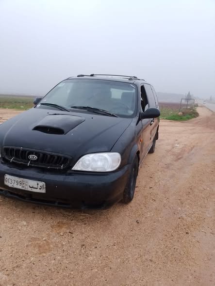 كيا كرنفال 2002 - صورة 3