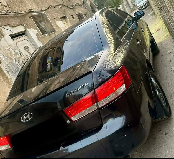هيونداي سوناتا 2007 - صورة 2
