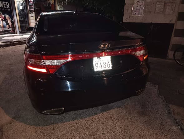 Hyundai Azera Grandeur 2011 - صورة 1