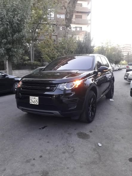 لاندروفر ديسكفري 2019 - صورة 1