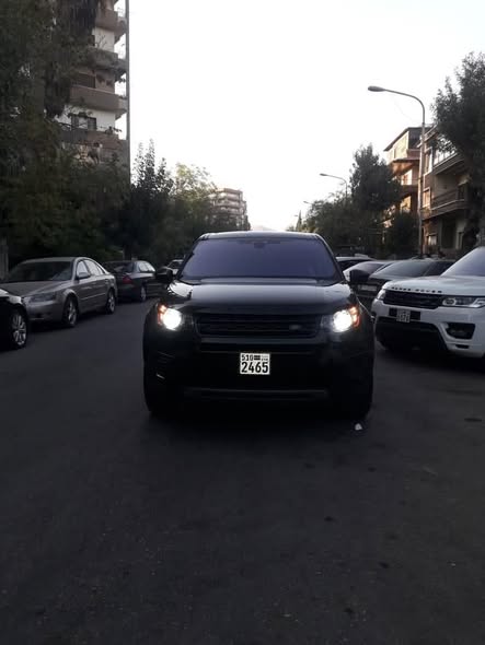 لاندروفر ديسكفري 2019 - صورة 4