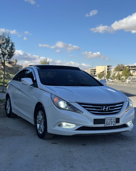 هونداي سوناتا 2012 - صورة 2