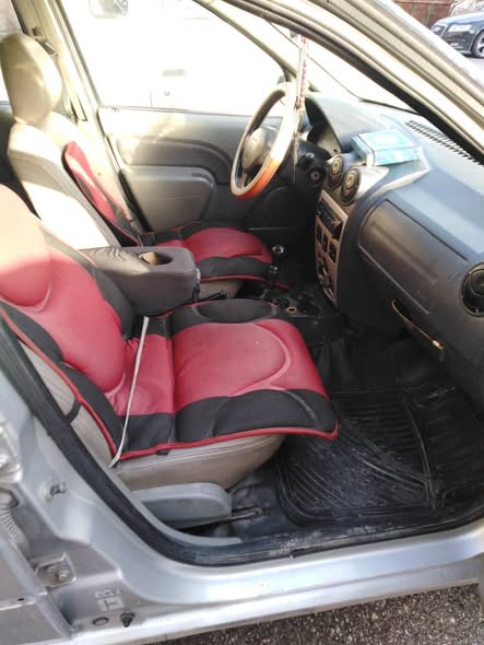 داسيا لوغان 2007 - صورة 5