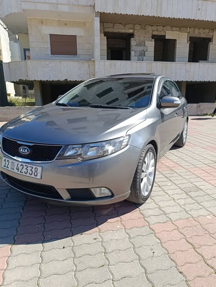 كيا فورتي 2010 - صورة 4