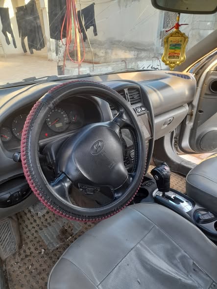 هيونداي سنتافيه 2002 - صورة 3