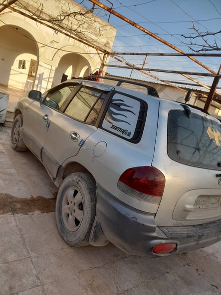 هيونداي سنتافيه 2002 - صورة 4