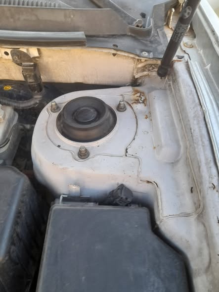 هيونداي سنتافيه 2002 - صورة 5