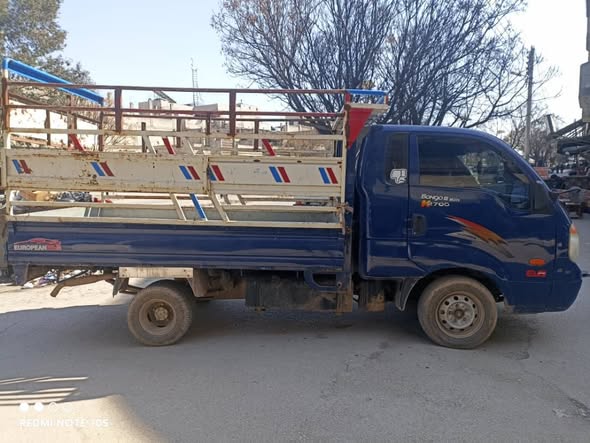 كيا ٢٧٠٠ 2009 - صورة 3