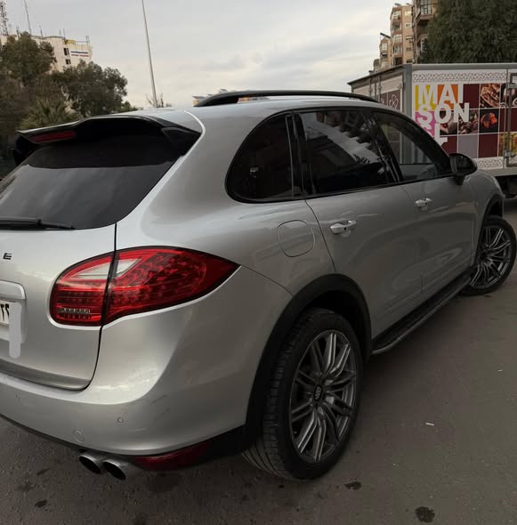 بورش كايين 2011 - صورة 3