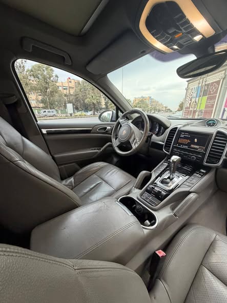 بورش كايين 2011 - صورة 4