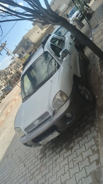 هيونداي سانتافيه 2005 - صورة 3