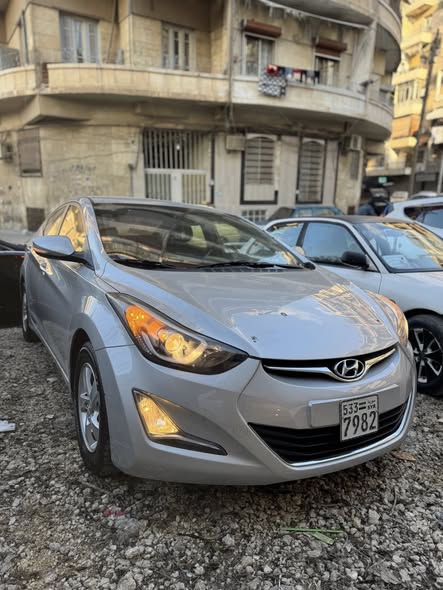 هونداي افانتي 2014 - صورة 2