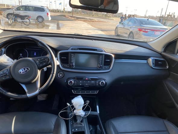 كيا سيرنتو 2015 - صورة 2