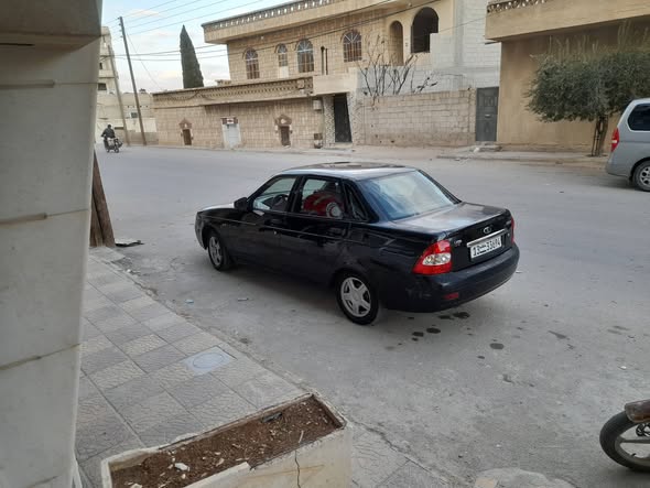 لادا بريورا 2010 - صورة 2