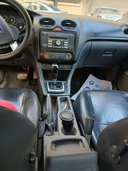 فورد فوكس 2006 - صورة 2