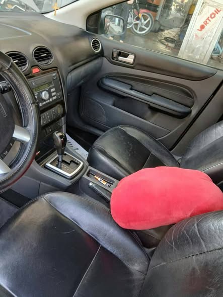 فورد فوكس 2006 - صورة 4