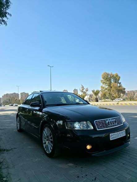 اودي A4 2004 - صورة 1