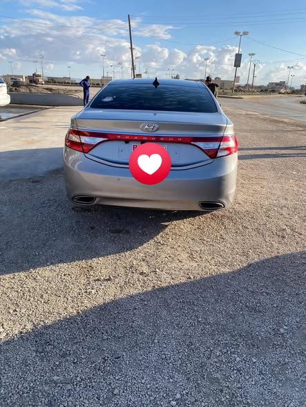 هونداي أزيرا 2012 - صورة 5