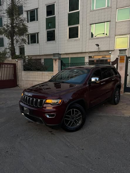 جيب غراند شيروكي 2019 - صورة 1