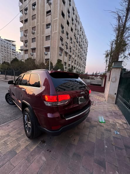 جيب غراند شيروكي 2019 - صورة 4