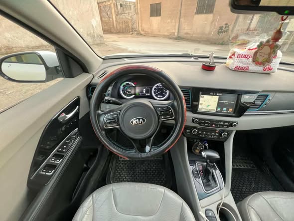 كيا نيرو 2018 - صورة 2