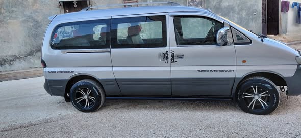 فان اوربي فان 2000 - صورة 3