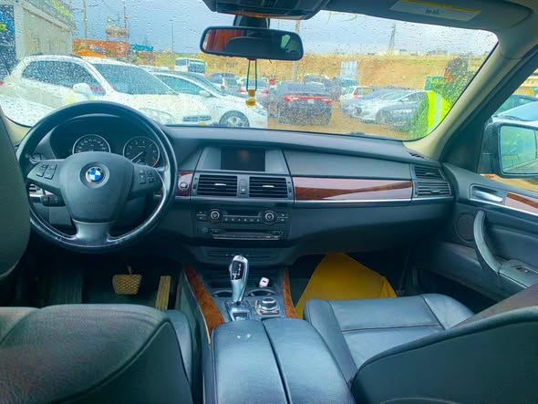 بي ام دبليو X5 2011 - صورة 3