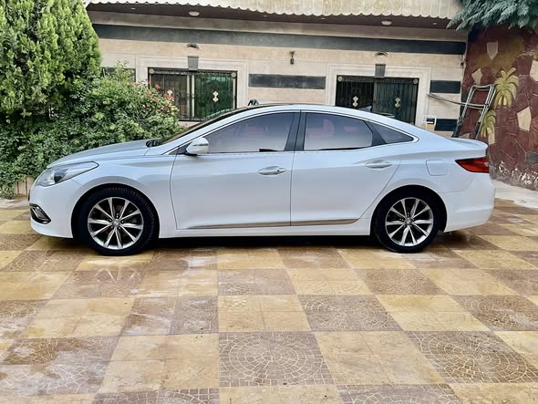 هيونداي ازيرا 2015 - صورة 3