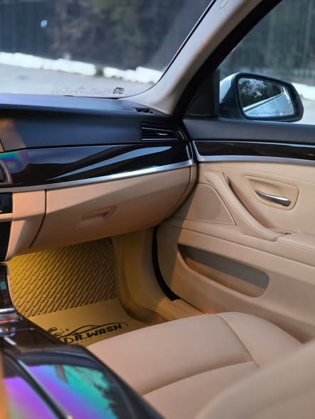 BMW 520i 2014 - صورة 3