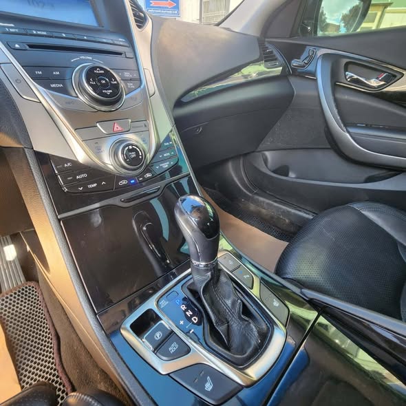 هيونداي ازيرا 2012 - صورة 4